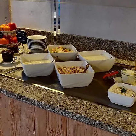 Neue Hohe 4* Klingenberg