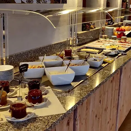 Neue Höhe Hotel 4*