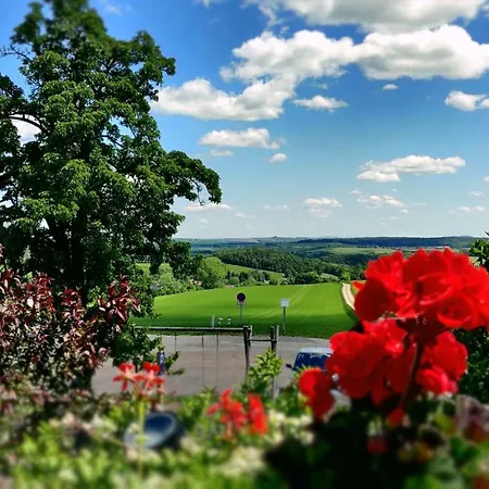 Neue Hohe 4* Klingenberg