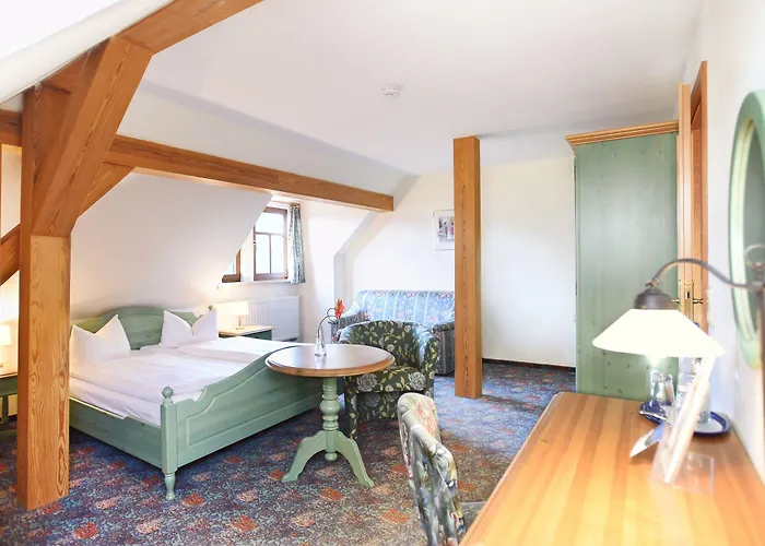 Hotel Neue Hoehe Klingenberg